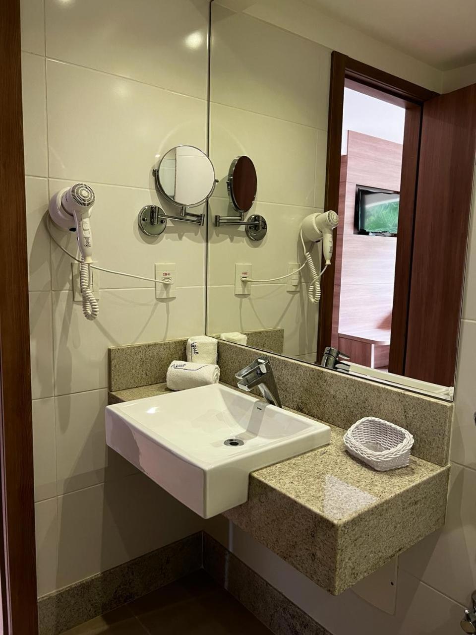 Vista Azul Apart Hotel - Vista Pinheiros Pedra Azul  Dış mekan fotoğraf