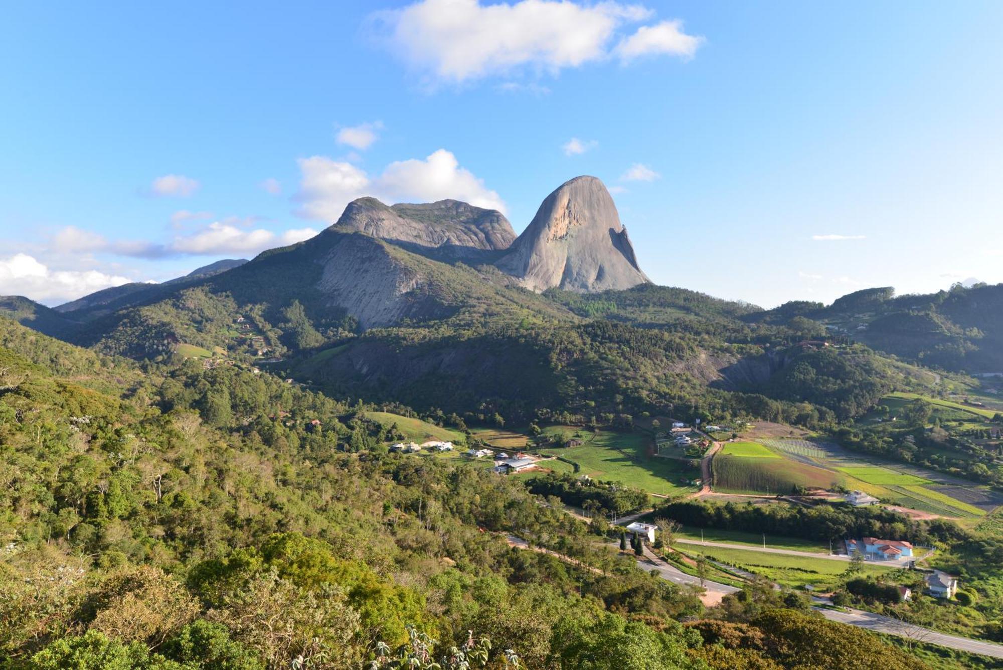 Vista Azul Apart Hotel - Vista Pinheiros Pedra Azul  Dış mekan fotoğraf